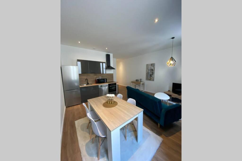 Appartement 50M2 Centre Marche Wifi Tribunal Draguignan Luaran gambar